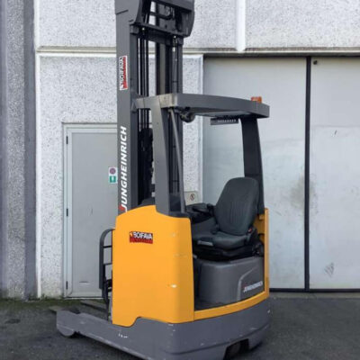 noleggio-carrelli-elevatori-retrattili-parma-10